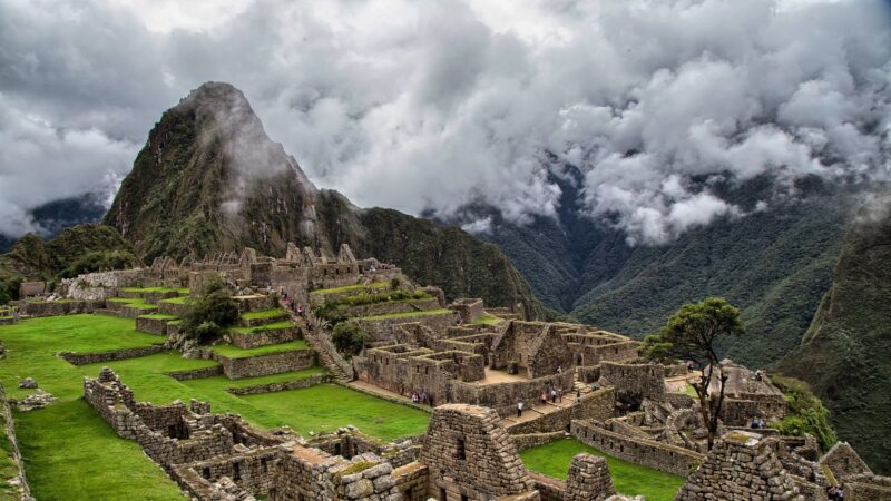 Machu picchu foggy