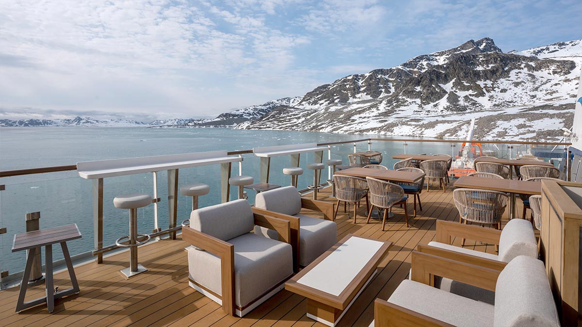 Ocean Albatros BBQ Deck