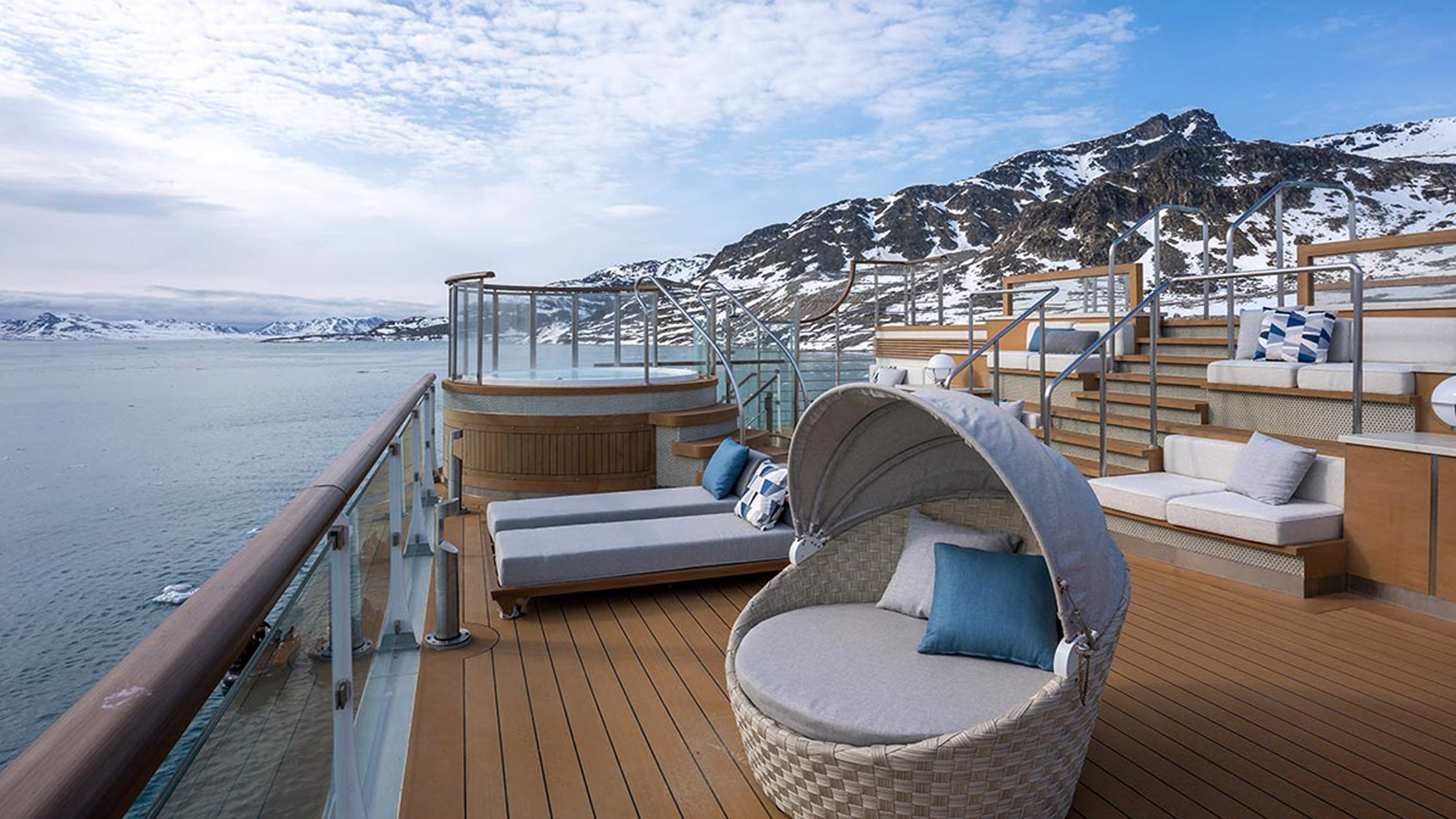 Ocean Albatros Pool Deck and Jacuzzis