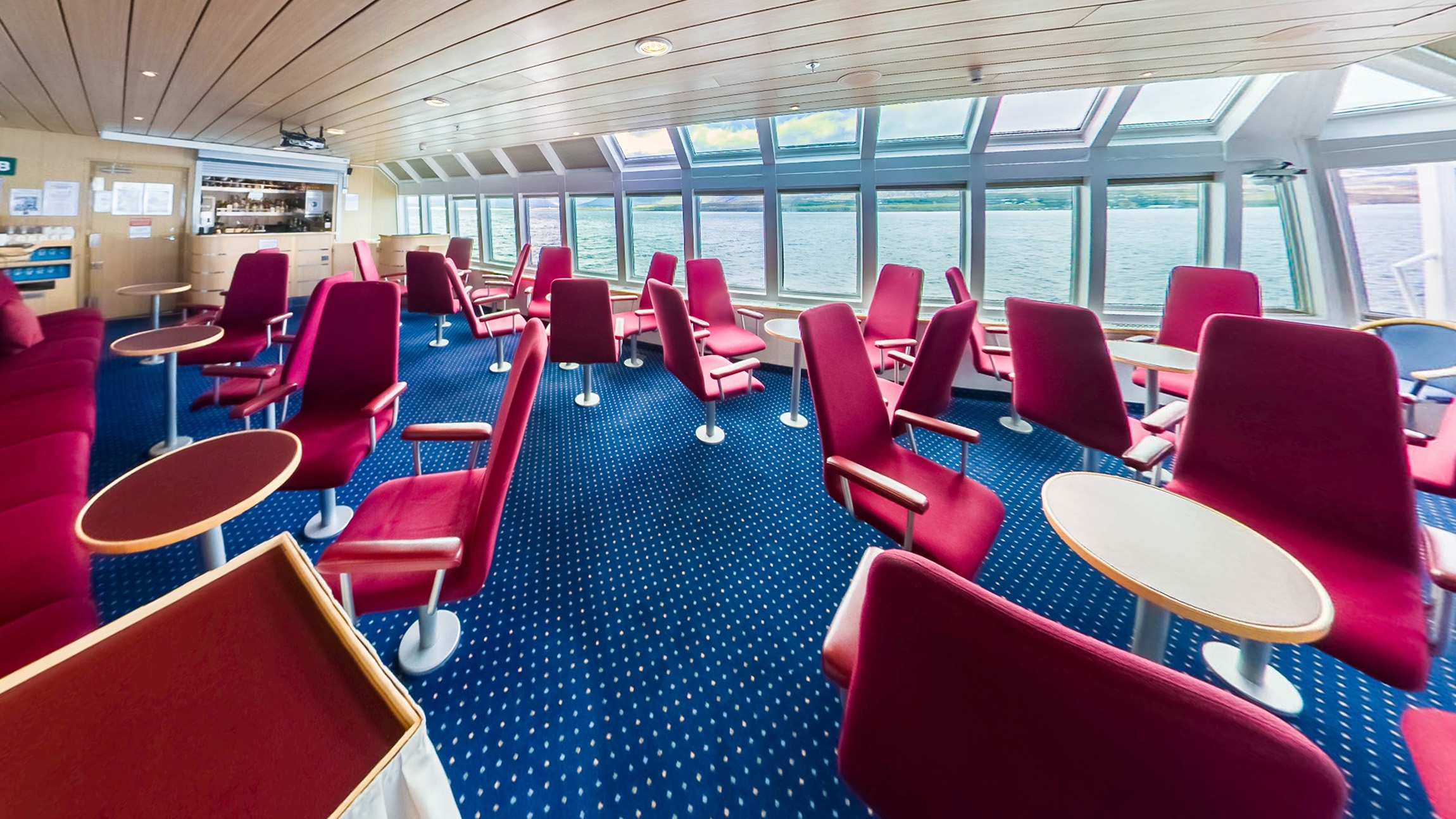 Ocean Nova 360 Panorama Lounge 2 2024 10 05 11 24 45 screenshot 1