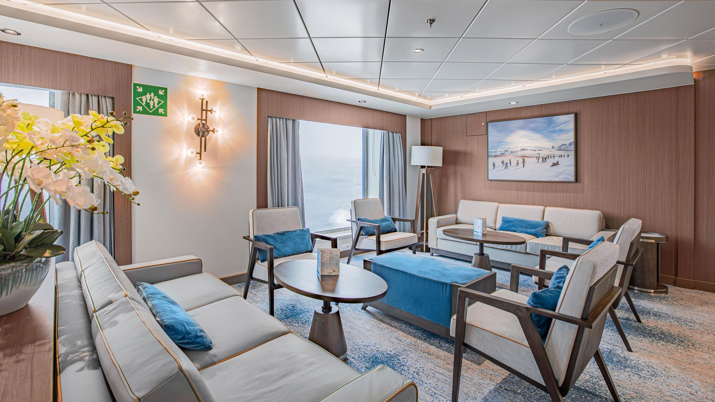 Nordic bar lounge ocean victory
