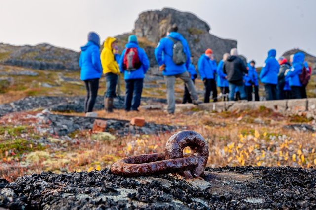 expedition-team-interprets-historic-site-in Labrador