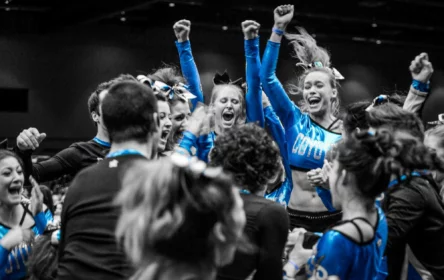 Coyotes center cheer image large