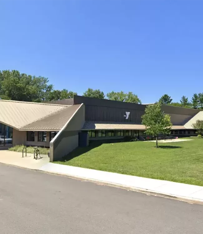 YMCA Portage Exterior 1536x804