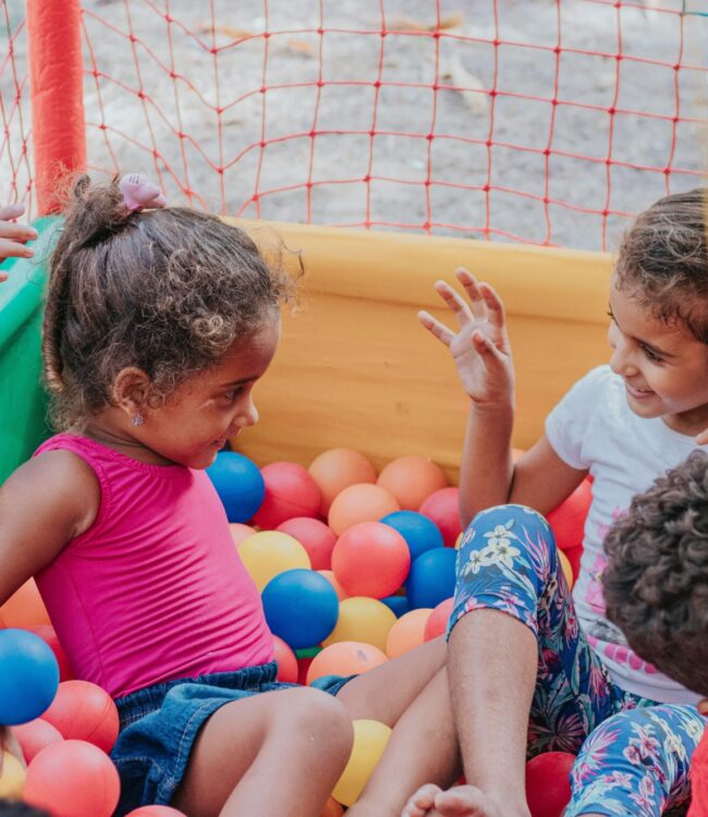 Carlos magno a X5 HKY Vts TA unsplash