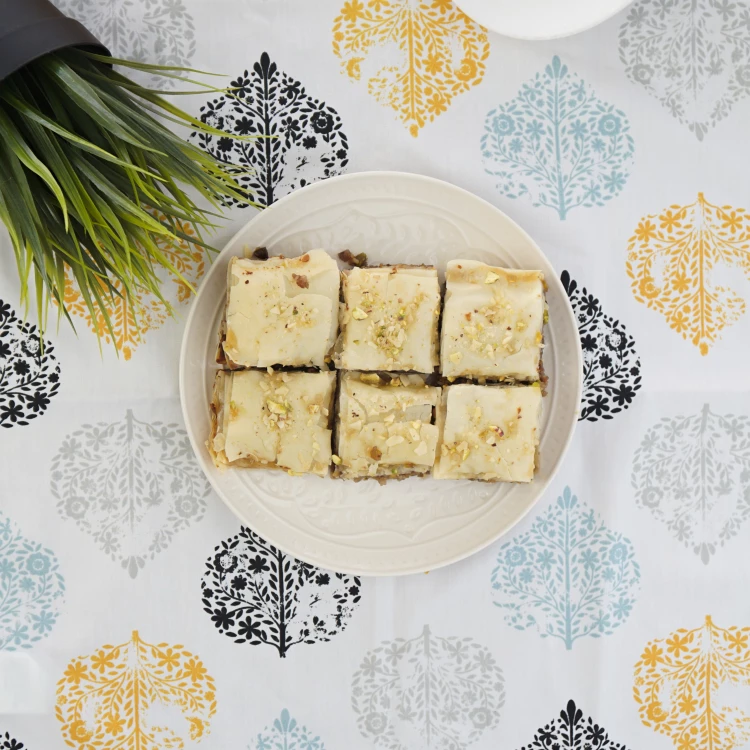 6 baklavas aux amandes, Grenoble, pistaches et abricots - Une Pincée d'Amour