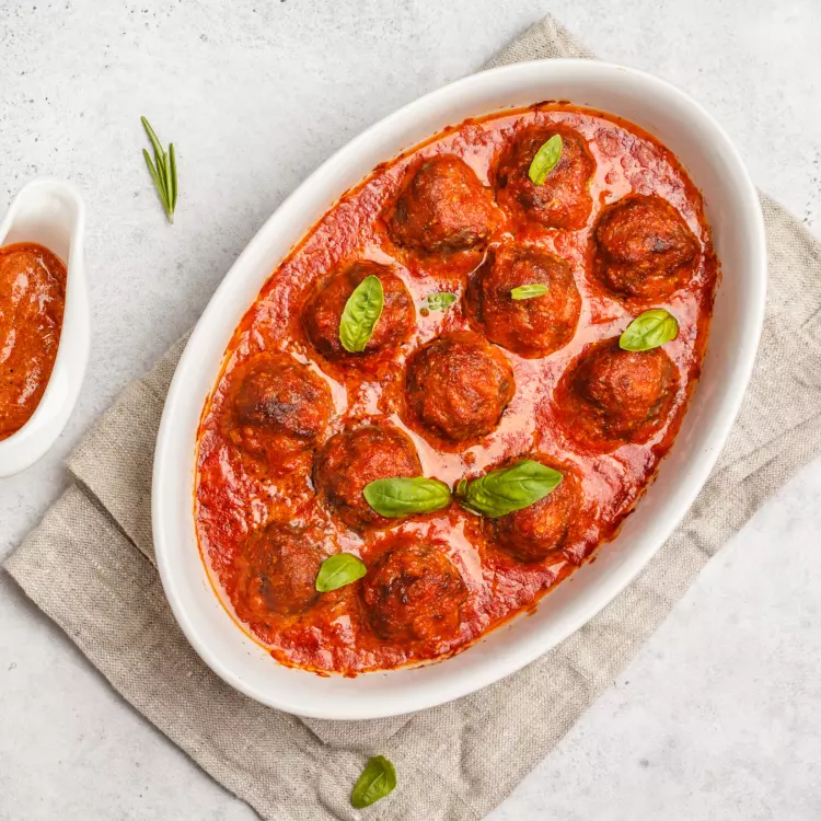 10 boulettes de bœuf et bocconcinis, sauce marinara au basilic
