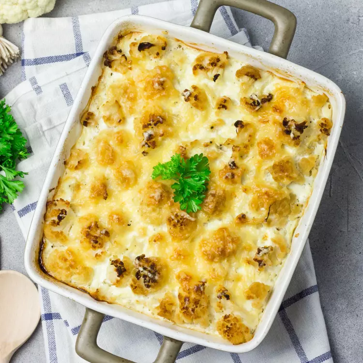 Mac n'cheese allégé au chou-fleur et Oka