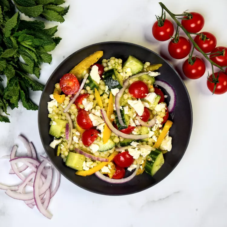 Salade de couscous perlé, courgettes et feta (copie 562)