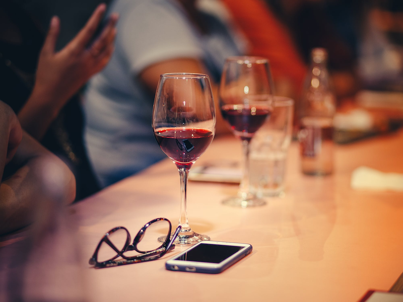 Smartphone Apps Targeting Alcohol and Illicit Substance Use: Systematic Search in in Commercial App Stores and Critical Content Analysis Smartphone Apps Targeting Alcohol and Illicit Substance Use: Systematic Search in in Commercial App Stores and Critical Content Analysis