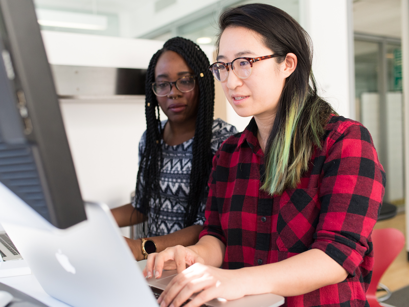 Improving the Quality of Consumer Health Information on Wikipedia: Case Series Improving the Quality of Consumer Health Information on Wikipedia: Case Series