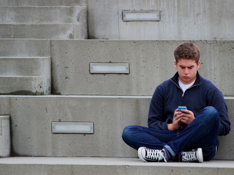 Using Mobile Phones to Examine and Enhance Perceptions of Control in Mildly Depressed and Nondepressed Volunteers: Intervention Study Using Mobile Phones to Examine and Enhance Perceptions of Control in Mildly Depressed and Nondepressed Volunteers: Intervention Study