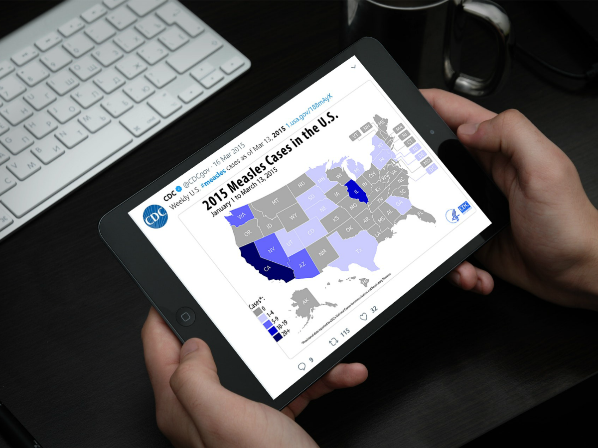 Public Perception Analysis of Tweets During the 2015 Measles Outbreak: Comparative Study Using Convolutional Neural Network Models Public Perception Analysis of Tweets During the 2015 Measles Outbreak: Comparative Study Using Convolutional Neural Network Models