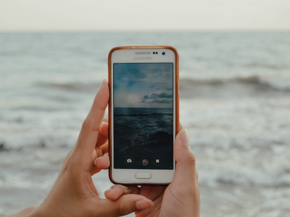 The Mindfulness App Trial for Weight, Weight-Related Behaviors, and Stress in University Students: Randomized Controlled Trial The Mindfulness App Trial for Weight, Weight-Related Behaviors, and Stress in University Students: Randomized Controlled Trial