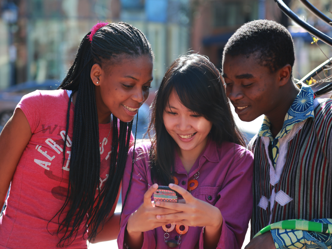 Connecting Youth and Young Adults to Optimize Antiretroviral Therapy Adherence (YouTHrive): Protocol for a Randomized Controlled Trial Connecting Youth and Young Adults to Optimize Antiretroviral Therapy Adherence (YouTHrive): Protocol for a Randomized Controlled Trial