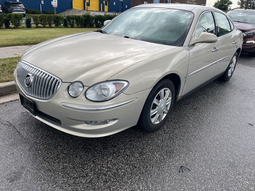 Gold 2008 Buick Allure Sedan Automatic