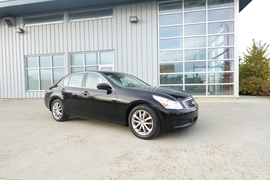 2009 INFINITI G37 x Sedan AWD