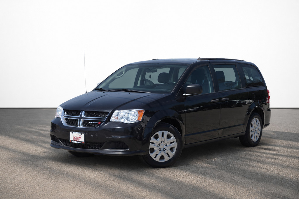 Black 2018 Dodge Grand Caravan SXT FWD Minivan Front-Wheel Drive Automatic