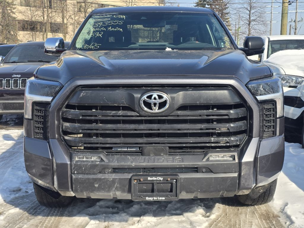 Toyota Tundra Limited CrewMax Cab LB 4WD