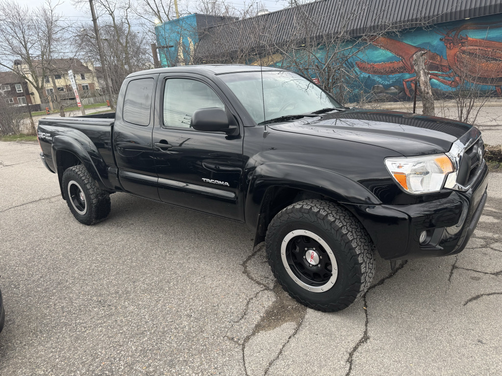 Toyota Tacoma Access Cab V6 4WD 2014