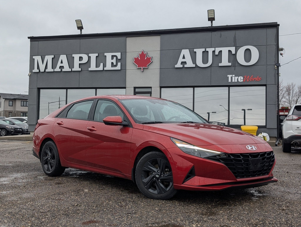 2022 Hyundai Elantra Preferred FWD