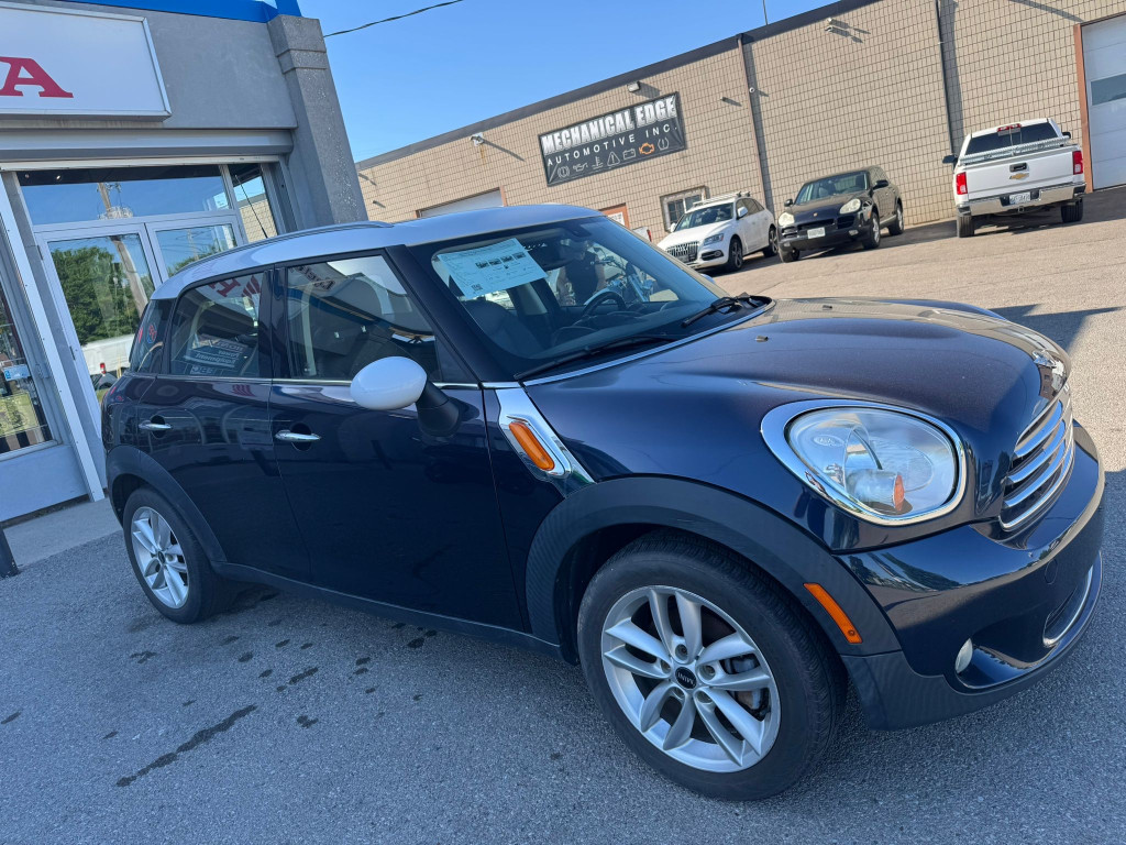 Blue 2012 MINI Countryman FWD SUV / Crossover Front-Wheel Drive Automatic