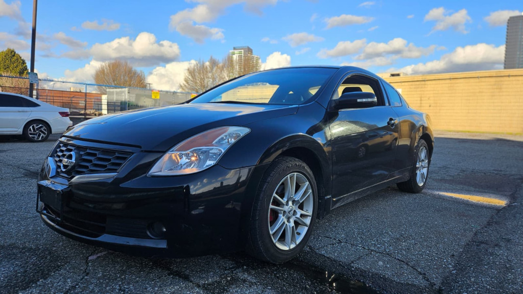2008 Nissan Altima Coupe 3.5 SE