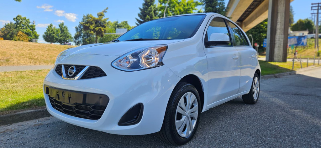 White 2019 Nissan Micra SV FWD Hatchback Automatic