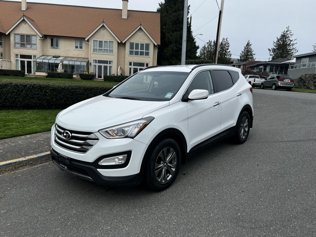 White 2015 Hyundai Santa Fe Sport SUV / Crossover Front-Wheel Drive Automatic