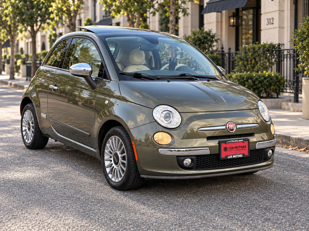Green 2013 FIAT 500 Hatchback Front-Wheel Drive Automatic