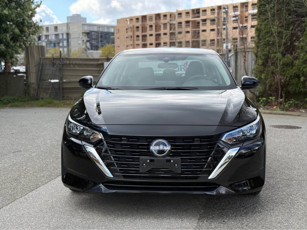 Black 2025 Nissan Sentra SV FWD Sedan Front-Wheel Drive Continuously Variable Transmission