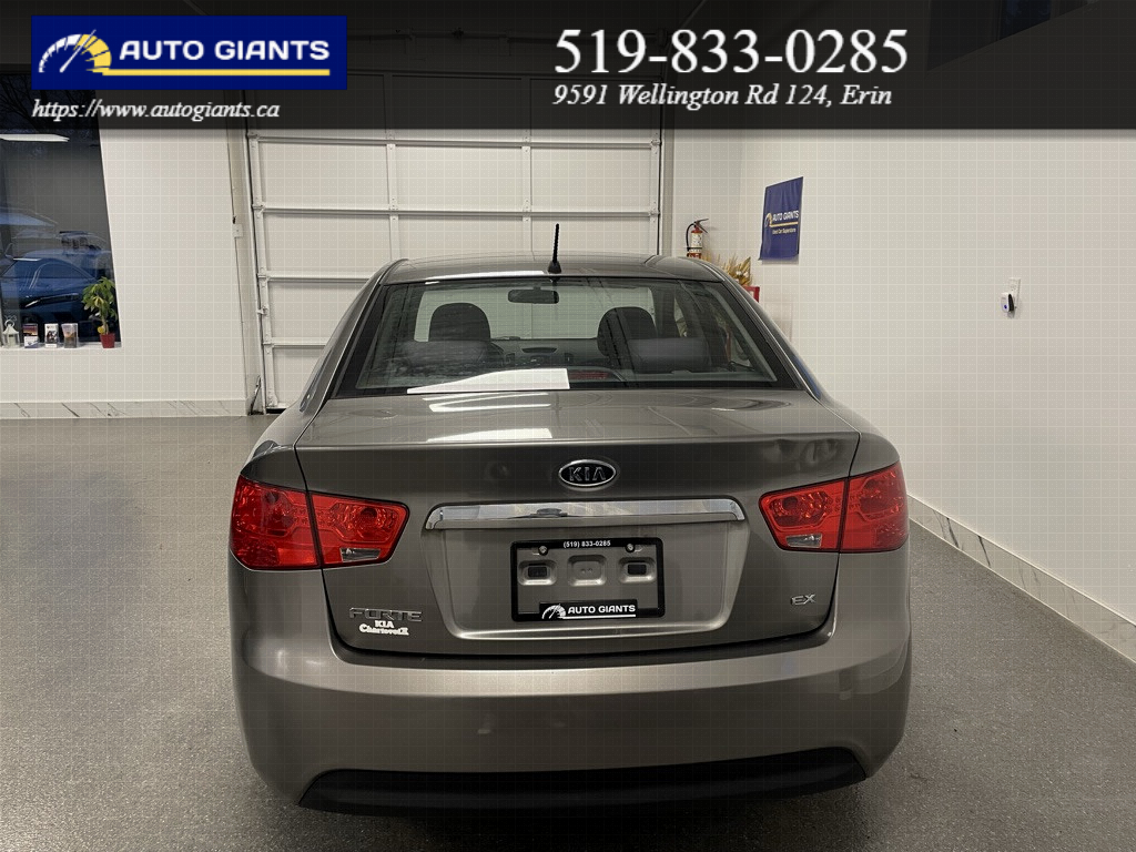 2010 Kia Forte EX 4dr Sdn Automatic | Auto Giants — thumbnail 9