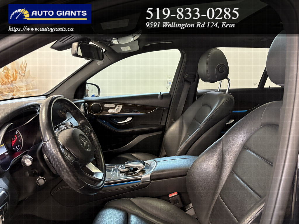 2019 Mercedes-Benz GLC300 4MATIC AMG Package 4MATIC | Leather | Panoramic Roof | Navigation | Camera | No Accidents | Auto Giants — thumbnail 21
