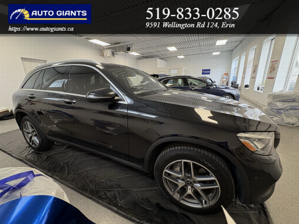 2019 Mercedes-Benz GLC300 4MATIC AMG Package 4MATIC | Leather | Panoramic Roof | Navigation | Camera | No Accidents | Auto Giants — thumbnail 14