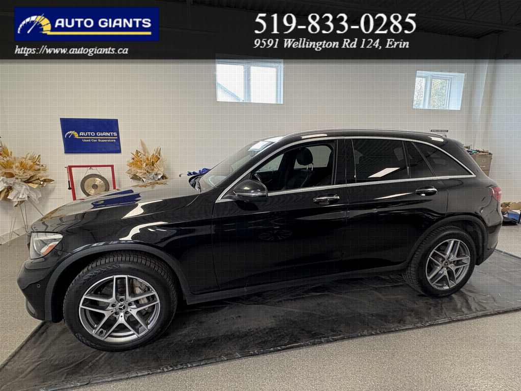 2019 Mercedes-Benz GLC300 4MATIC AMG Package 4MATIC | Leather | Panoramic Roof | Navigation | Camera | No Accidents | Auto Giants — thumbnail 4