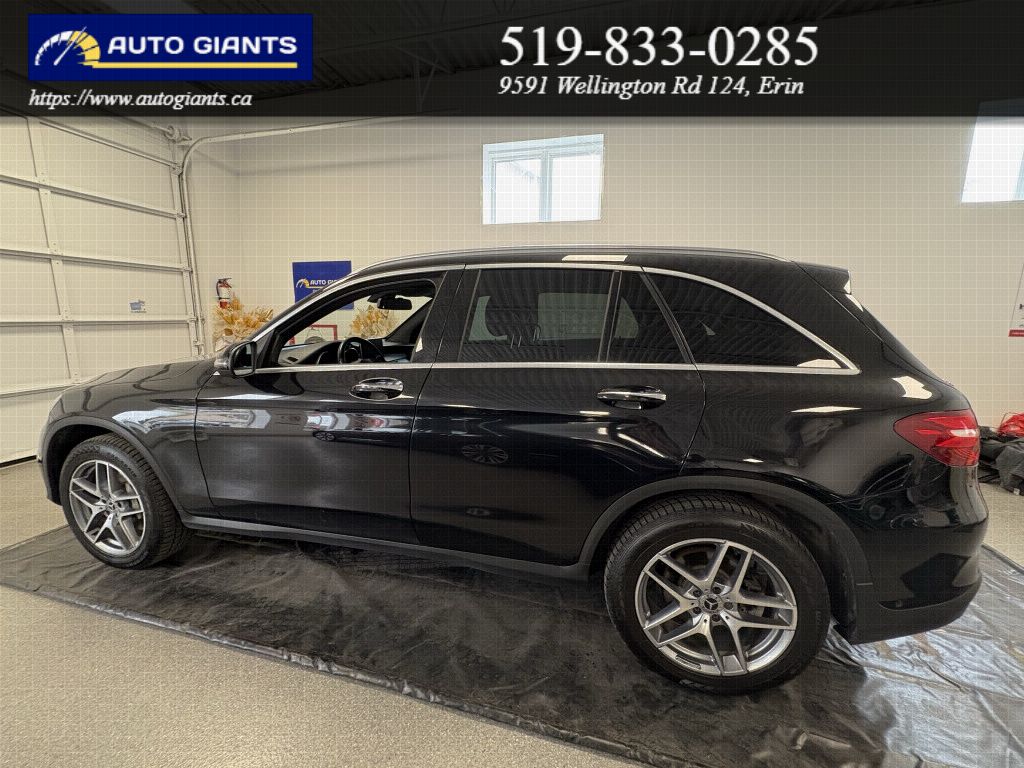2019 Mercedes-Benz GLC300 4MATIC AMG Package 4MATIC | Leather | Panoramic Roof | Navigation | Camera | No Accidents | Auto Giants — thumbnail 6