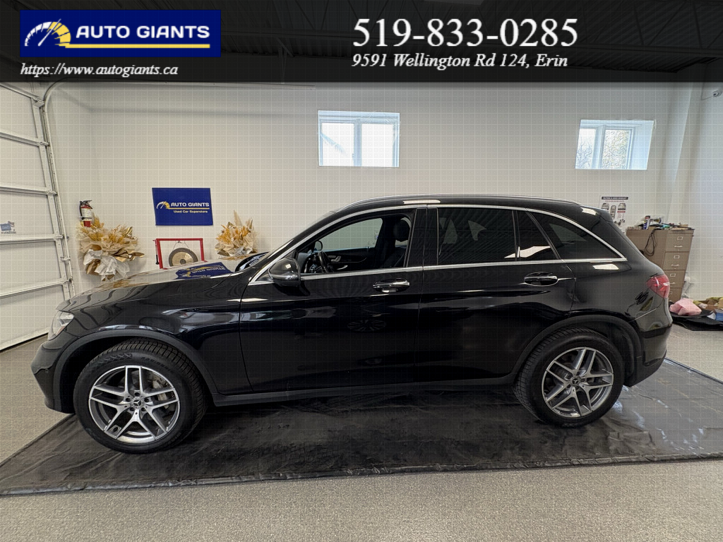 2019 Mercedes-Benz GLC300 4MATIC AMG Package 4MATIC | Leather | Panoramic Roof | Navigation | Camera | No Accidents | Auto Giants — thumbnail 5