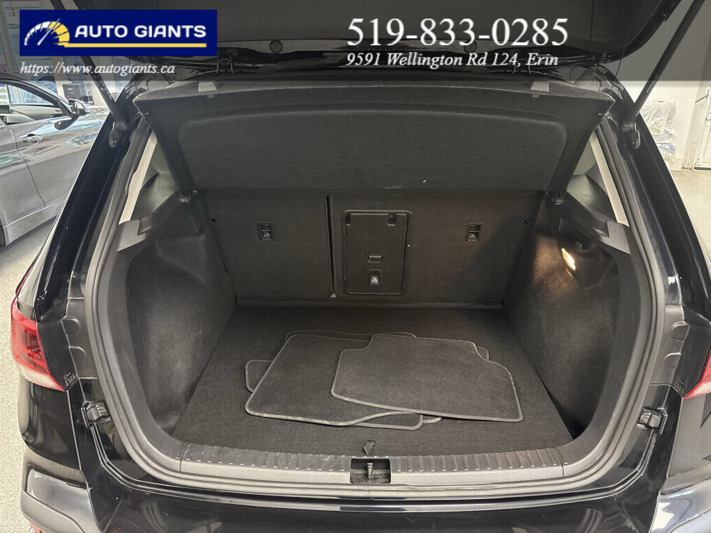 2022 Volkswagen Taos Highline 4MOTION | One Owner | No Accidents | Low Kilometres | Winter Tires Included | Auto Giants — thumbnail 40