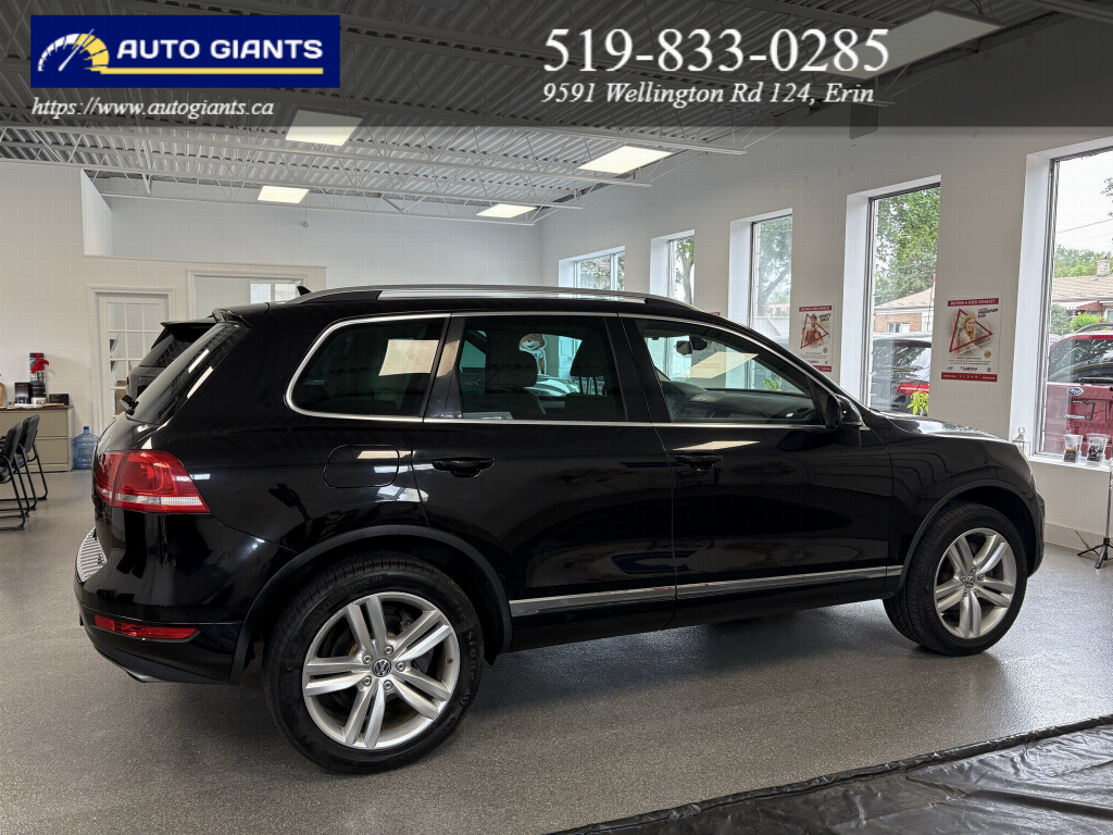 2011 Volkswagen Touareg 4dr V6 HIGHLINE SPORT PKG | Auto Giants — thumbnail 12