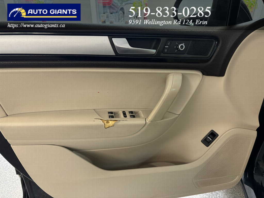 2011 Volkswagen Touareg 4dr V6 HIGHLINE SPORT PKG | Auto Giants — thumbnail 19