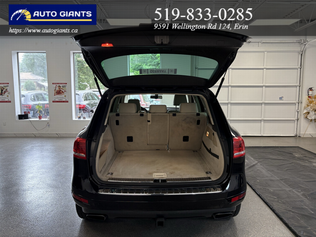 2011 Volkswagen Touareg 4dr V6 HIGHLINE SPORT PKG | Auto Giants — thumbnail 29