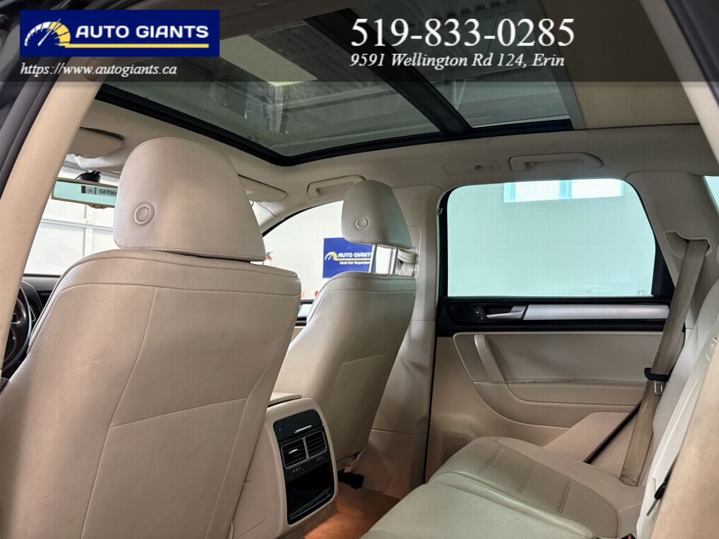 2011 Volkswagen Touareg 4dr V6 HIGHLINE SPORT PKG | Auto Giants — thumbnail 25