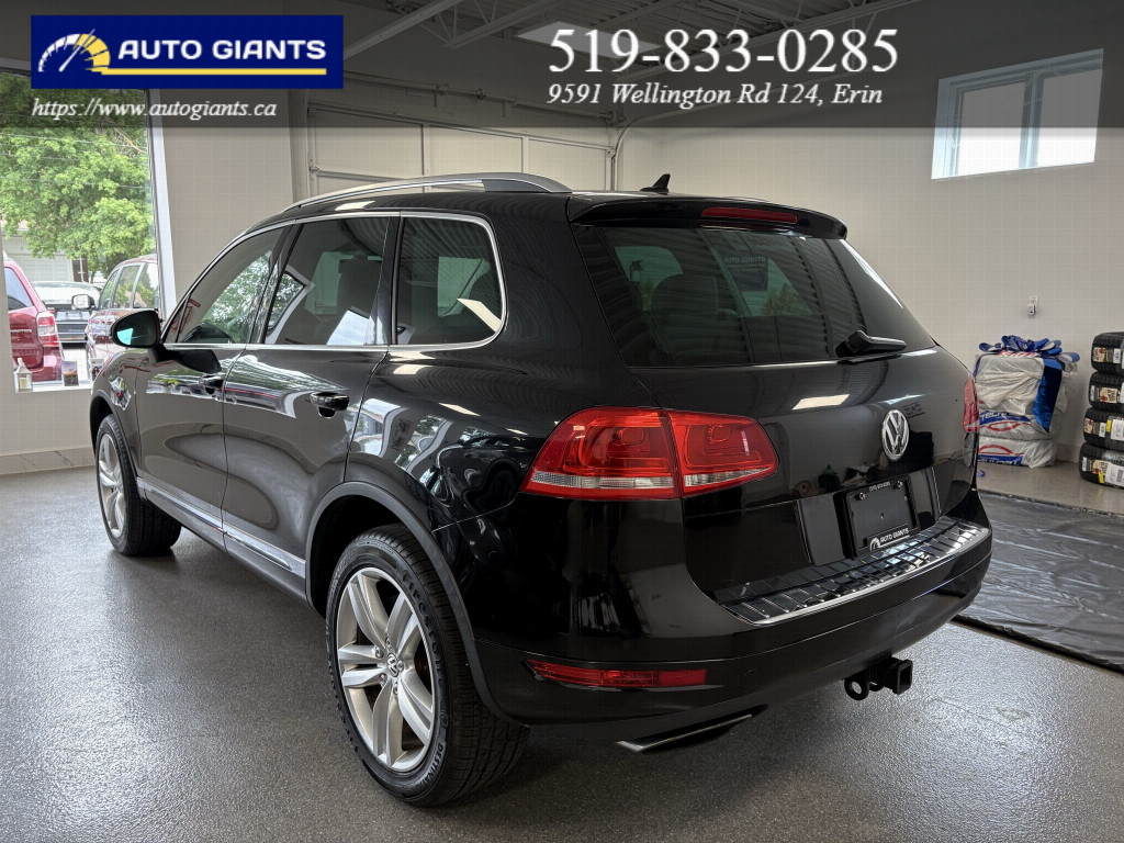 2011 Volkswagen Touareg 4dr V6 HIGHLINE SPORT PKG | Auto Giants — thumbnail 8