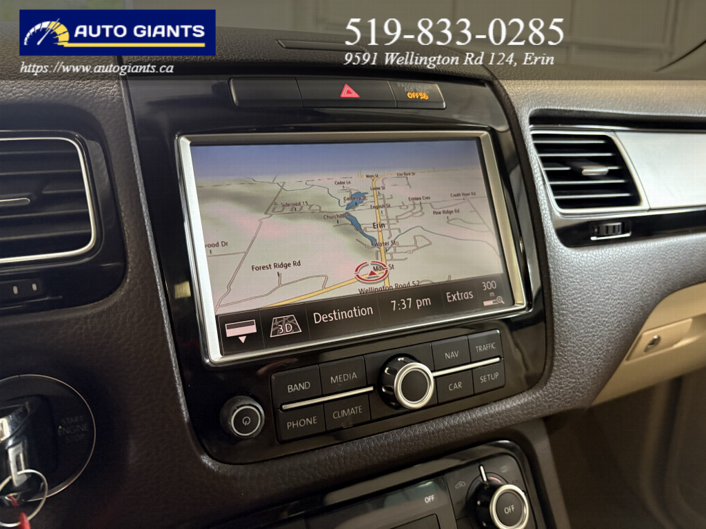 2011 Volkswagen Touareg 4dr V6 HIGHLINE SPORT PKG | Auto Giants — thumbnail 23