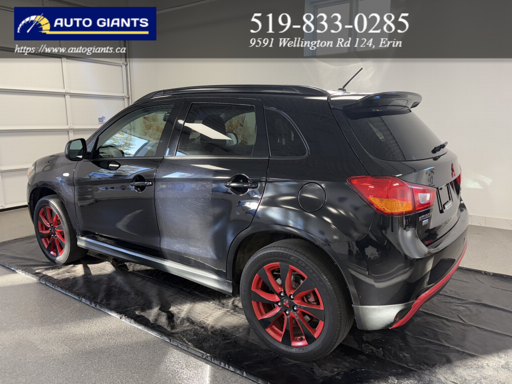 2015 Mitsubishi RVR SE Limited GT | Auto Giants — thumbnail 6
