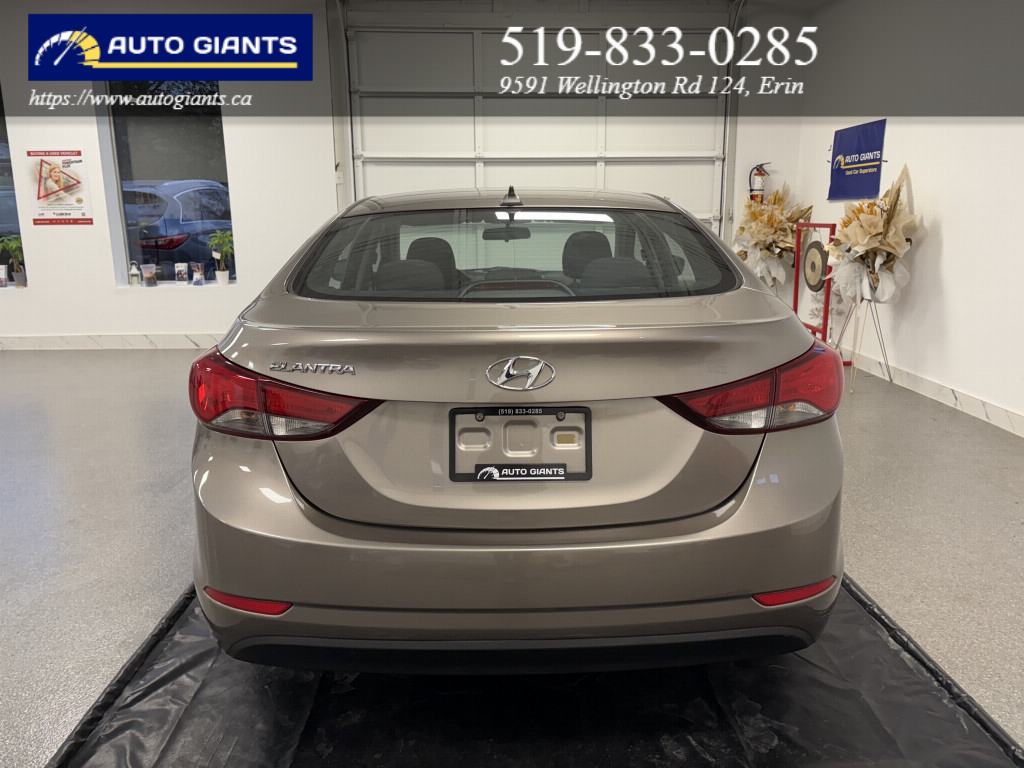 2016 Hyundai Elantra GL 4dr SDN Manual | Auto Giants — thumbnail 10