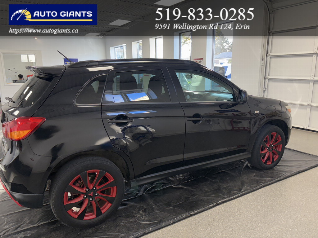 2015 Mitsubishi RVR SE Limited GT | Auto Giants — thumbnail 11