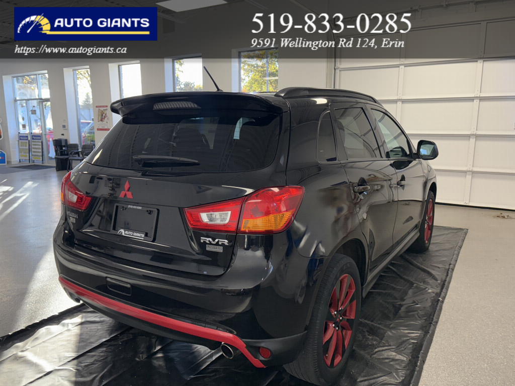 2015 Mitsubishi RVR SE Limited GT | Auto Giants — thumbnail 9