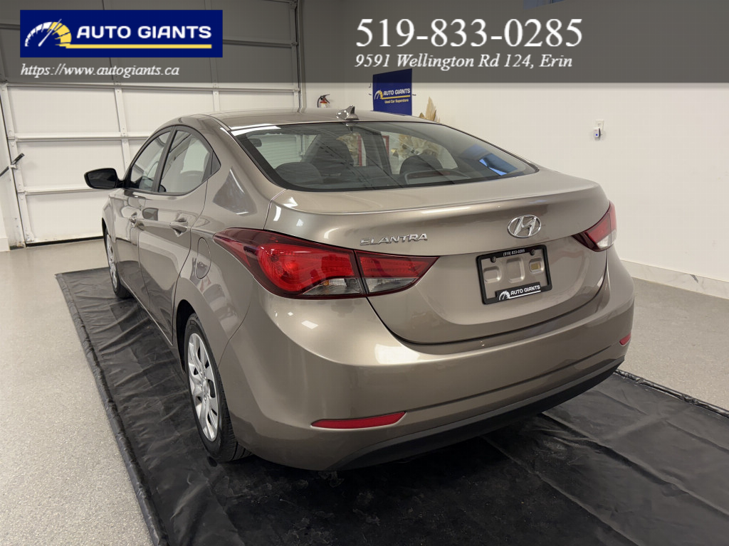 2016 Hyundai Elantra GL 4dr SDN Manual | Auto Giants — thumbnail 9