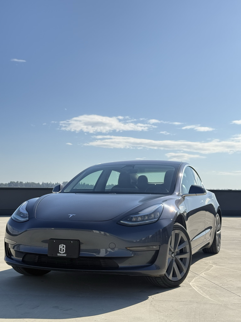 Gray 2018 Tesla Model 3 Sedan Rear-Wheel Drive Automatic
